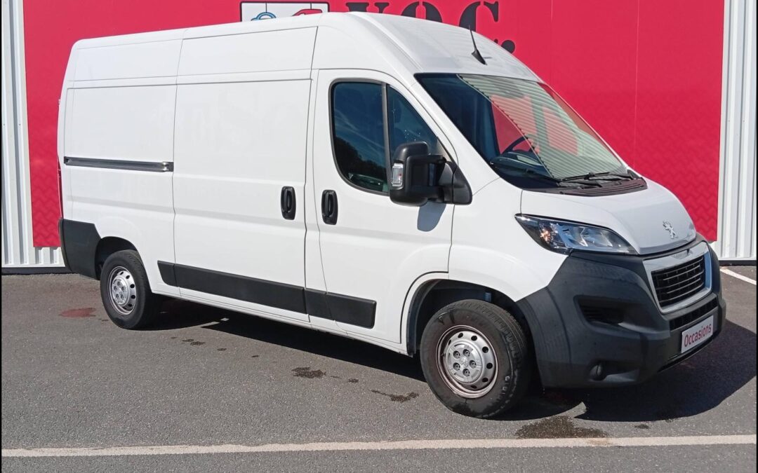 PEUGEOT Boxer Fg 330 L2H2 2.2 BlueHDi S&S 140ch Premium